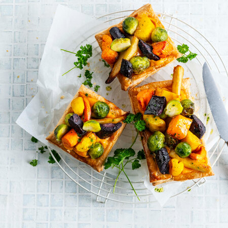 Puff pastry with chunky sautéed carrots recipe